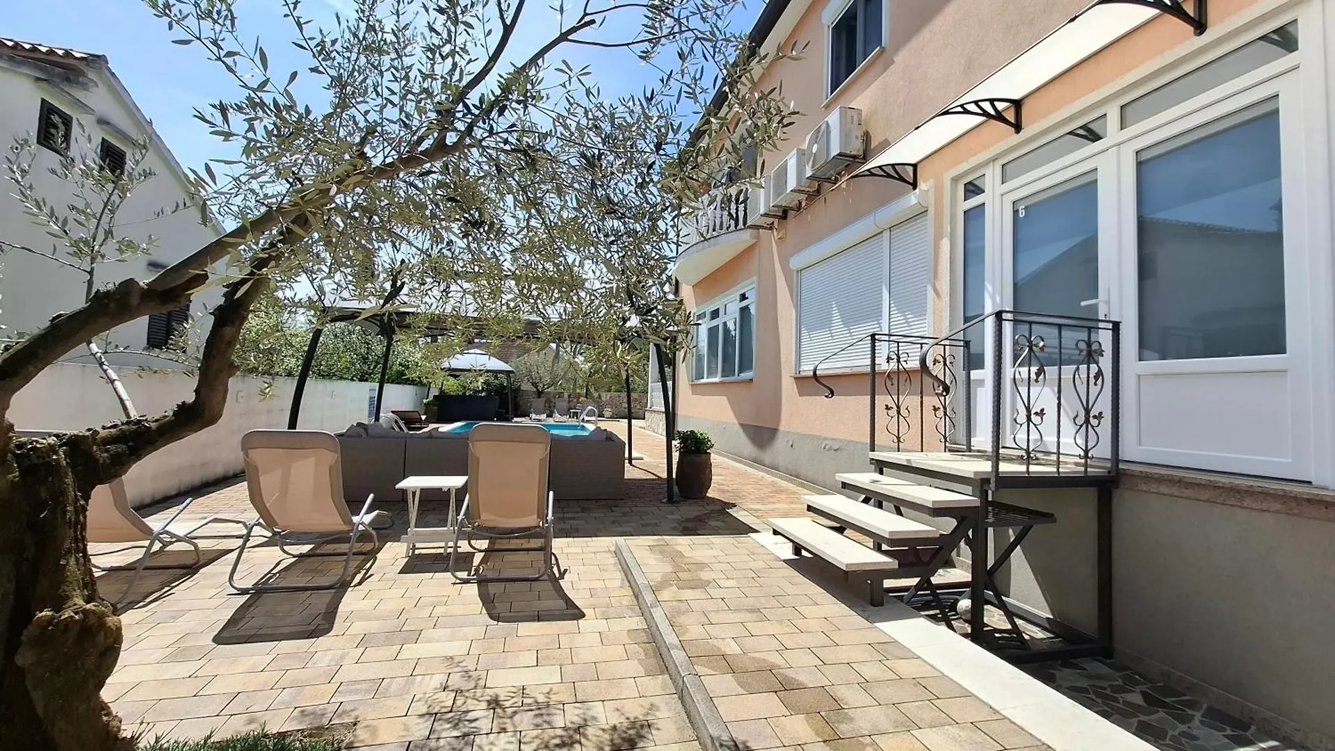 Apartments Kimm'S Hideaway Пореч
