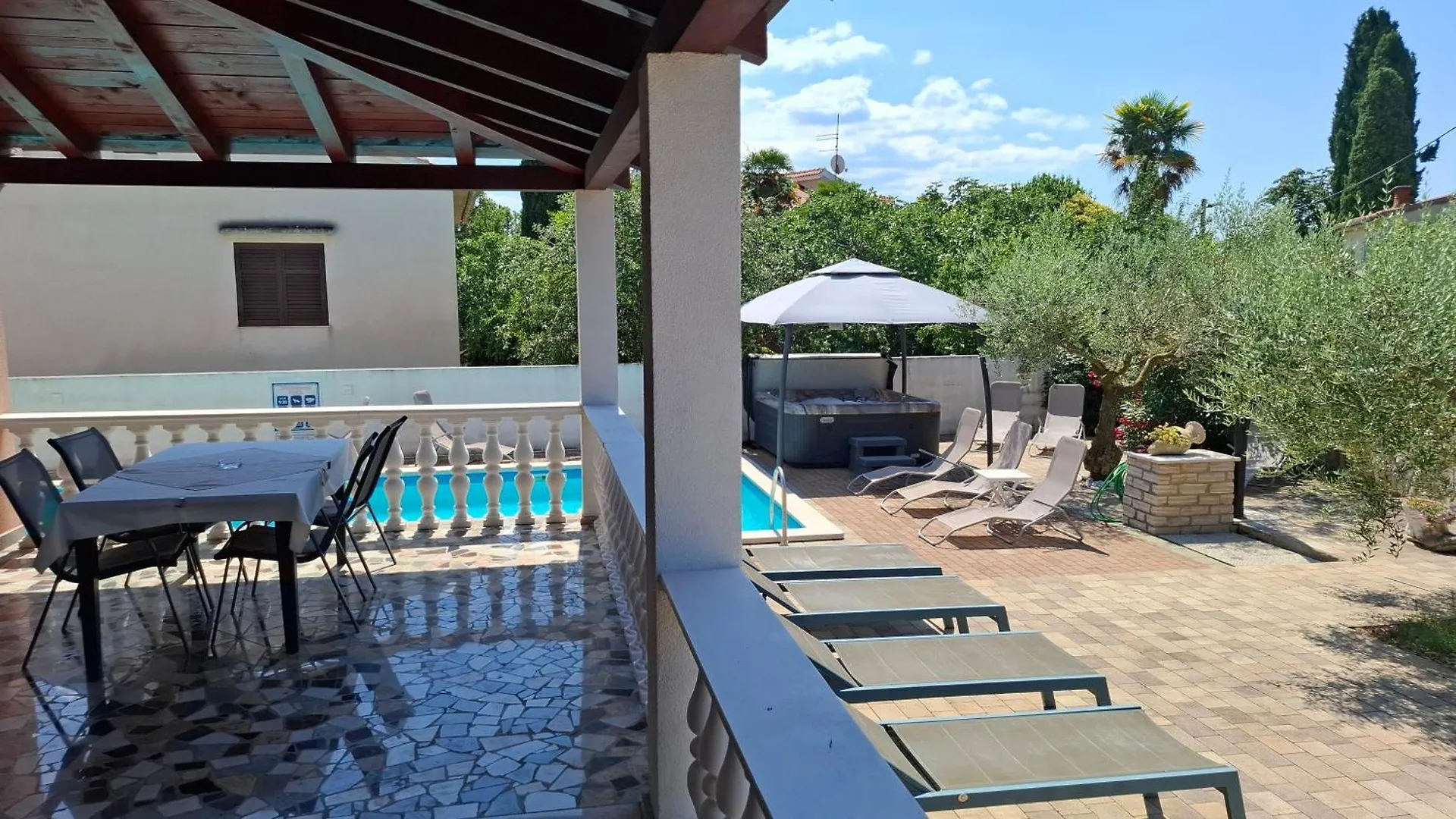 Apartments Kimm'S Hideaway Пореч
